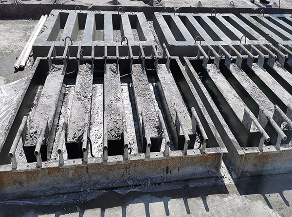 混凝土柵欄板模具