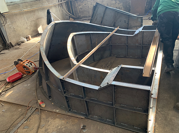 收費(fèi)站島頭模具