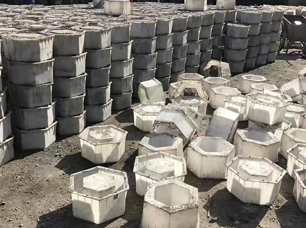 公路護(hù)坡模具