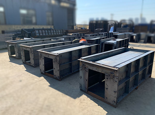 預(yù)制梯形邊溝模具