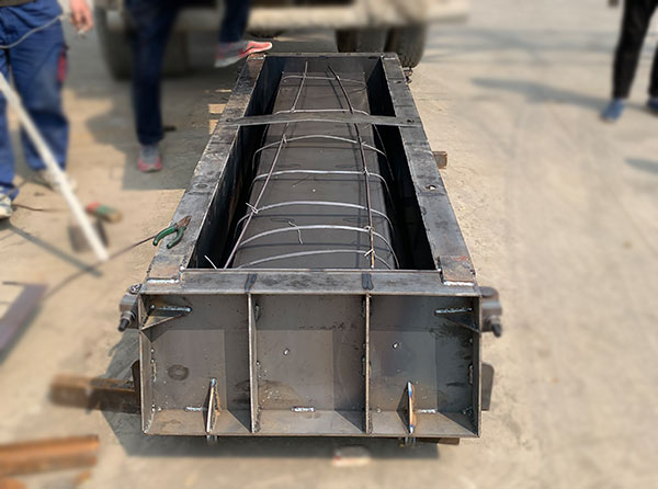 預(yù)制集水槽模具