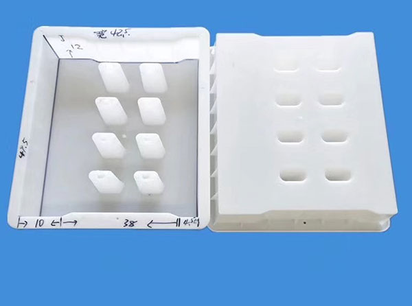 高鐵漏水蓋板模具