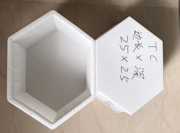 水利連鎖護坡模具