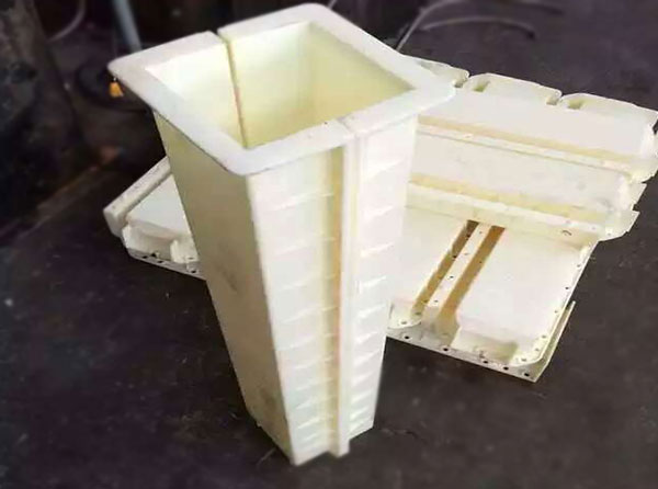 通信標(biāo)志牌模具