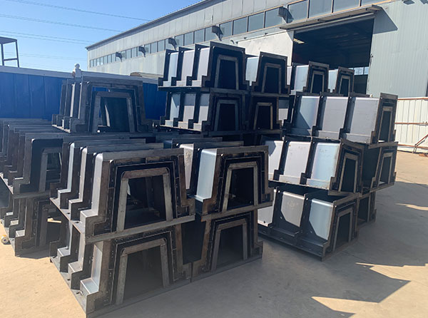 混凝土梯形邊溝模具