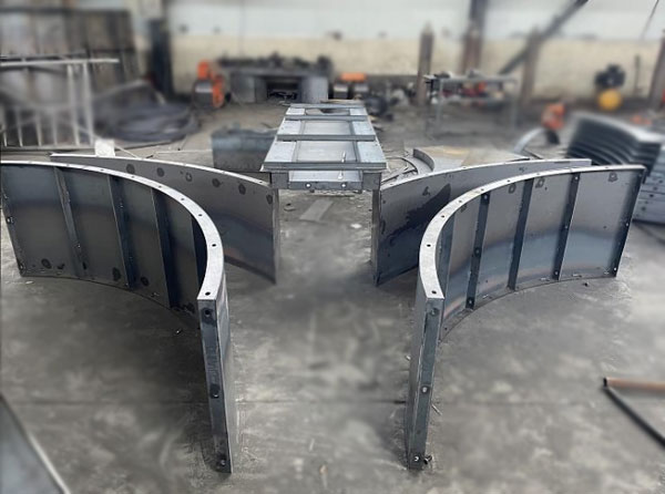 預(yù)制拱形骨架鋼模具