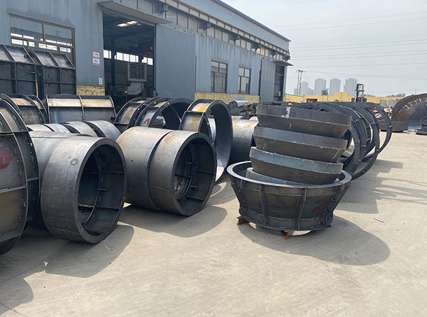 預(yù)制井體模具